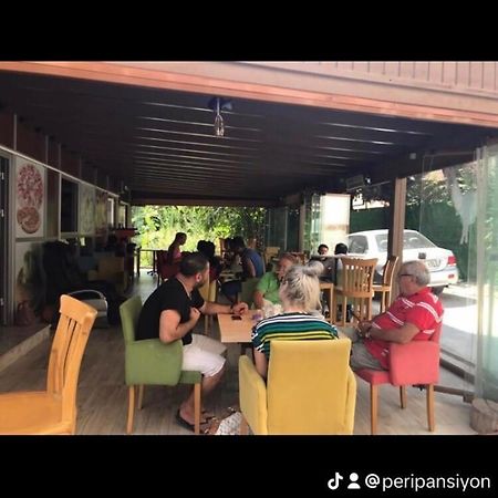 Peri Pansiyon Cinarcik ภายนอก รูปภาพ