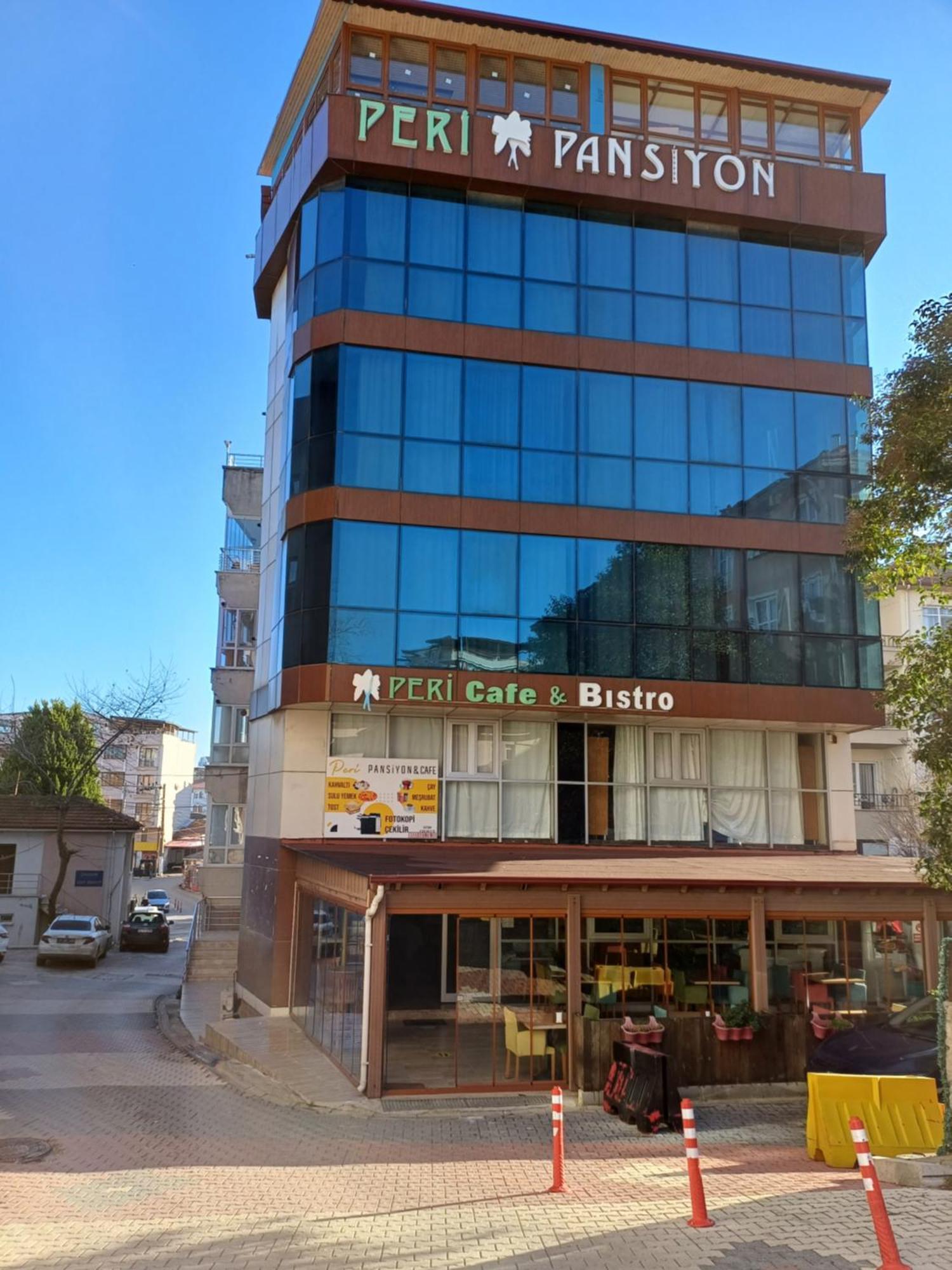 Peri Pansiyon Cinarcik ภายนอก รูปภาพ